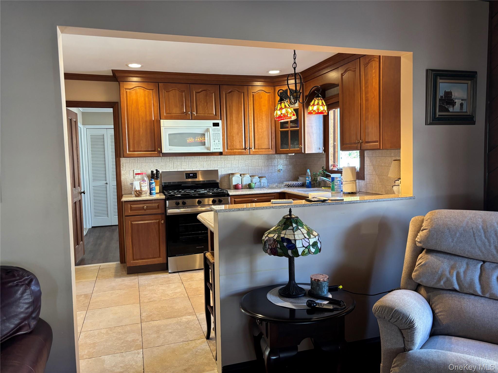 8 Walnut Place – For Sale photo 5