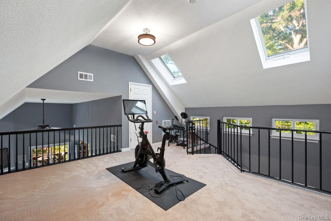 306 Orchard Hill Lane – For Sale photo 16