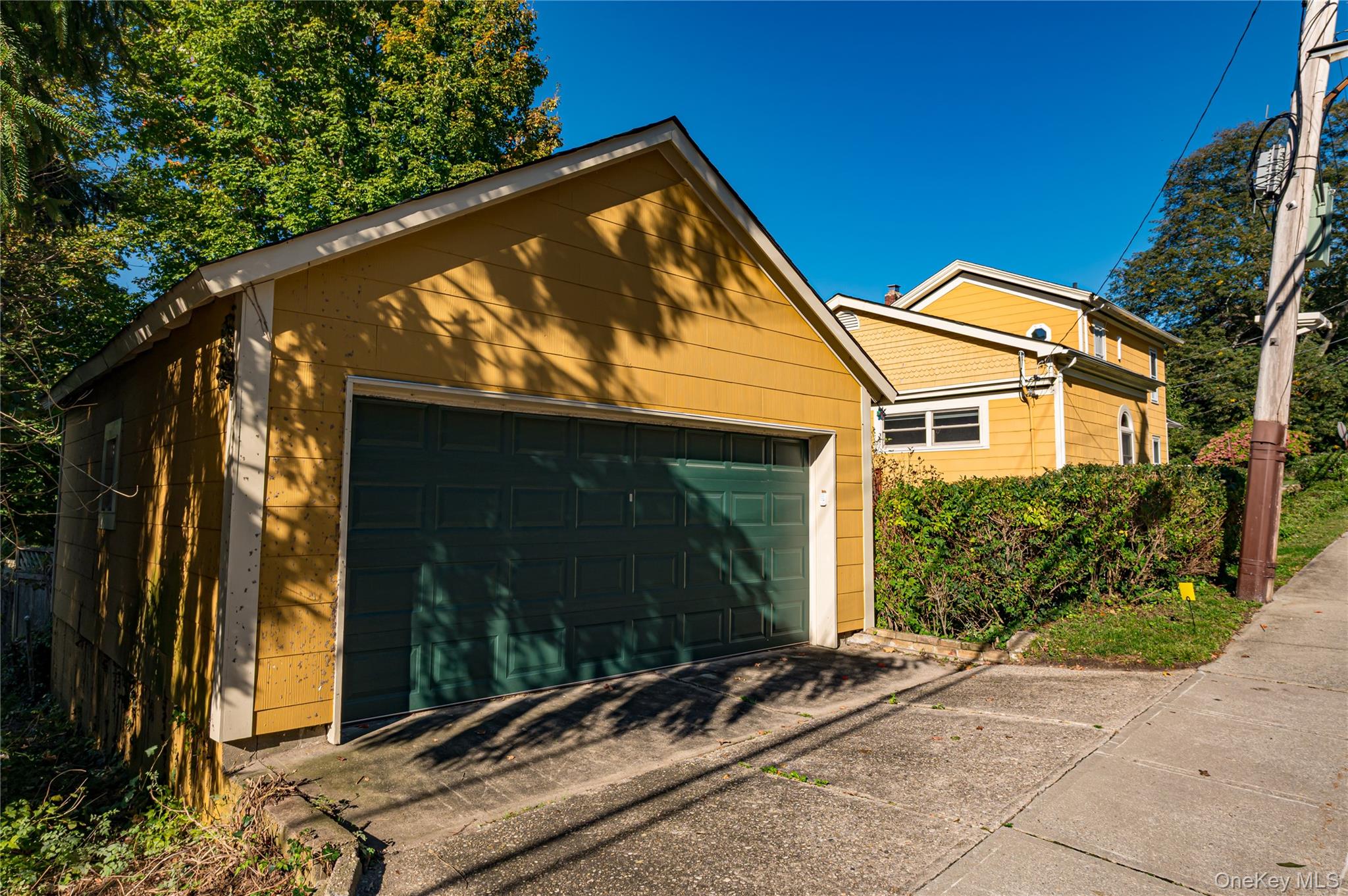 208 Williams Street – For Sale photo 33
