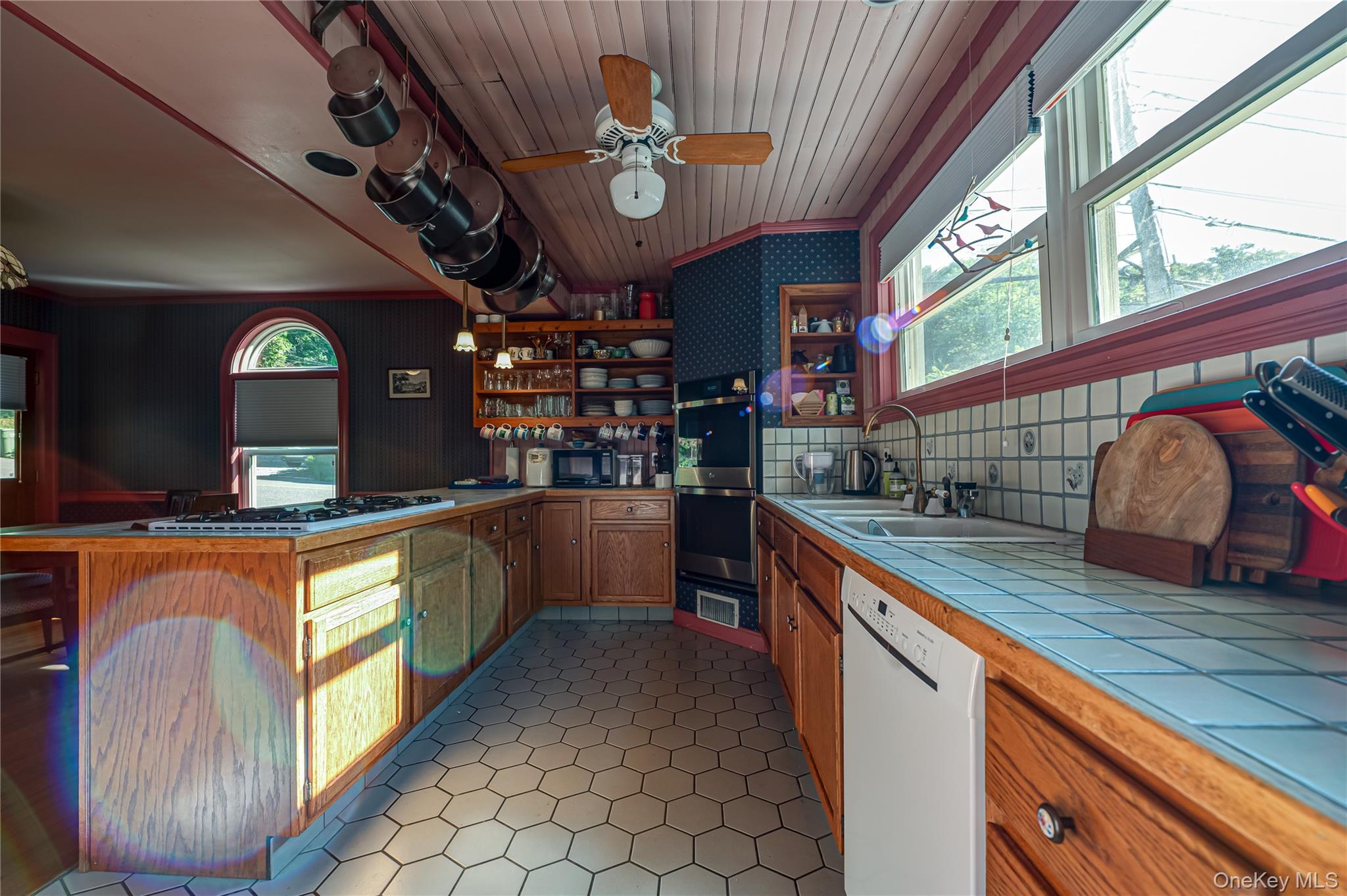 208 Williams Street – For Sale photo 21