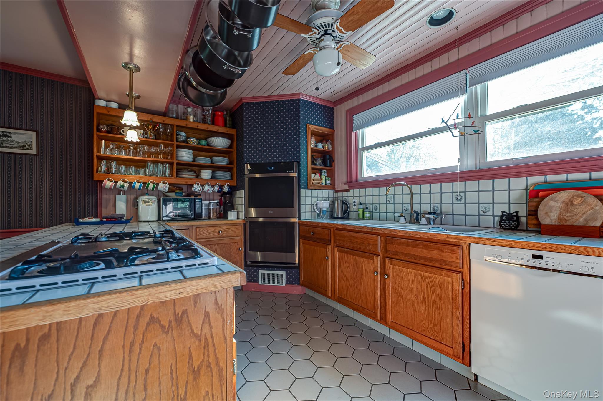 208 Williams Street – For Sale photo 20