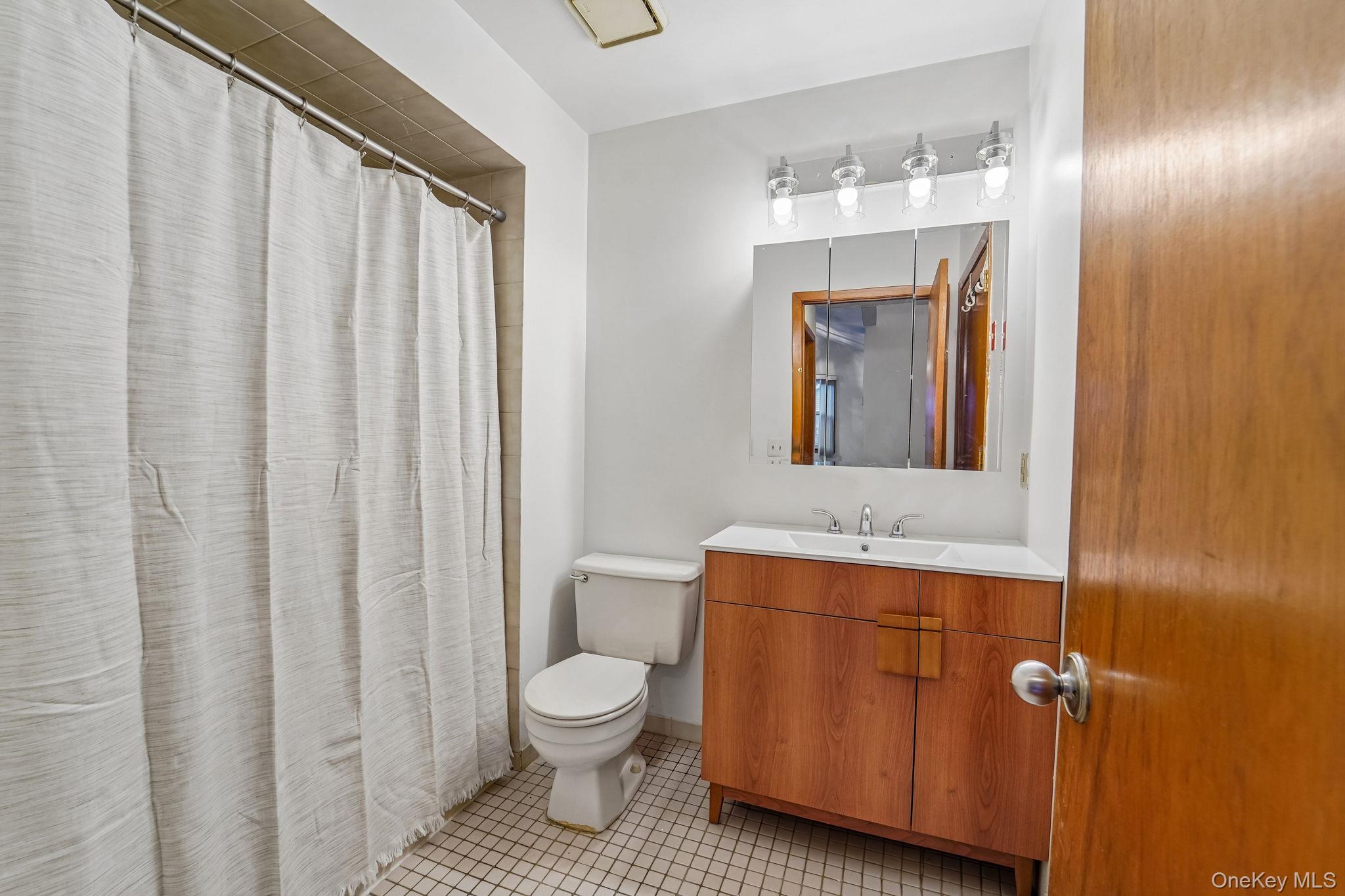 135 W Nyack Road, Unit 118 photo 28
