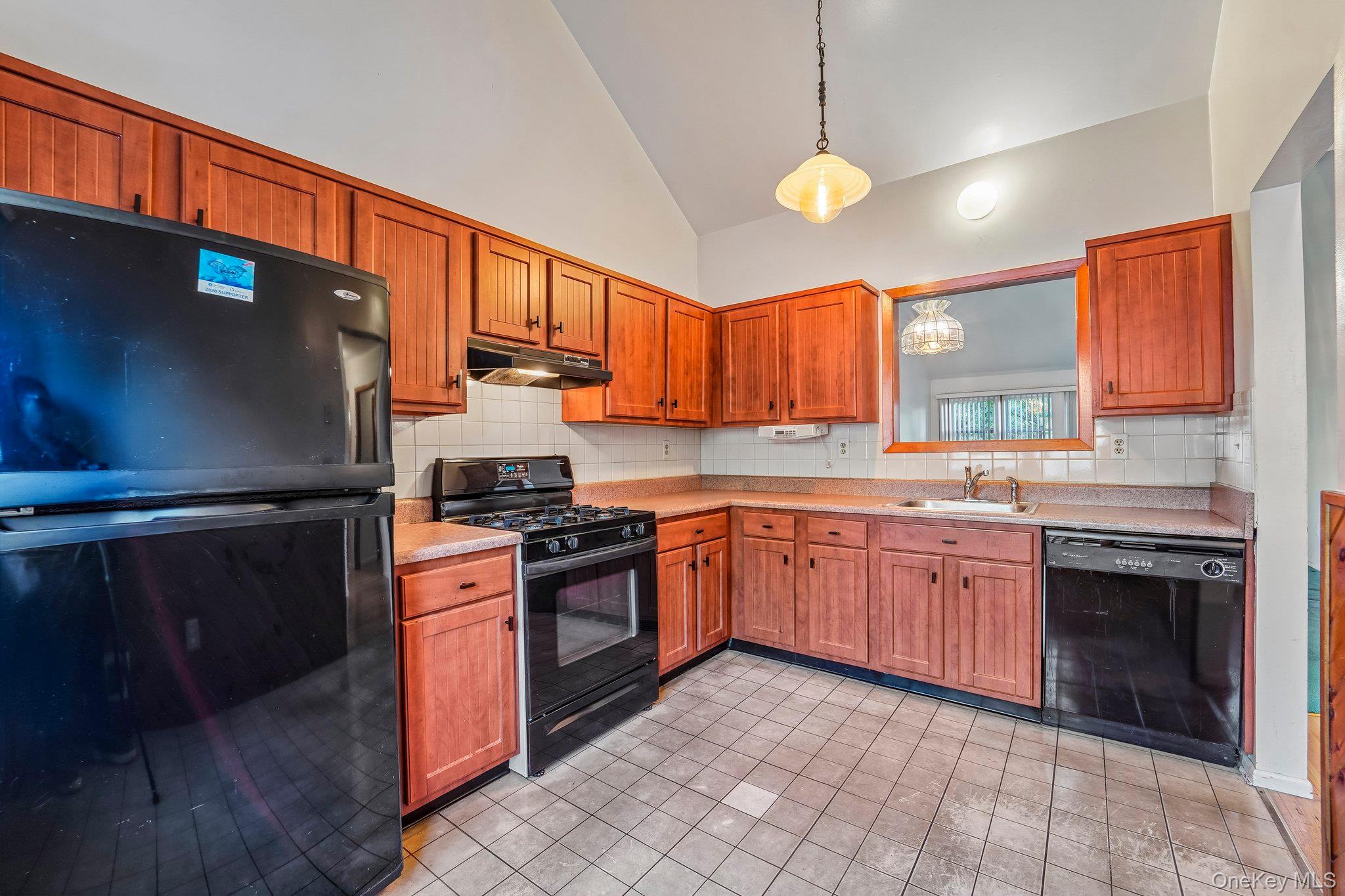 135 W Nyack Road, Unit 118 photo 6