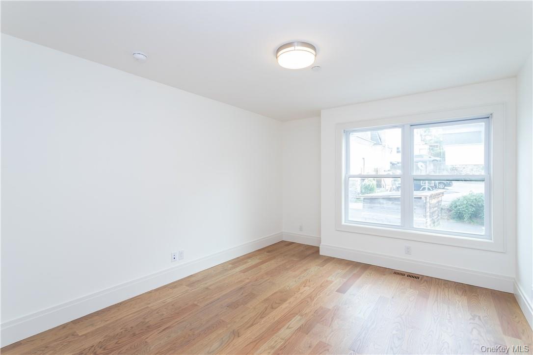 121 Fisher Avenue, Unit 5 photo 11