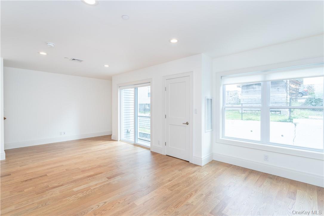 121 Fisher Avenue, Unit 5 photo 13