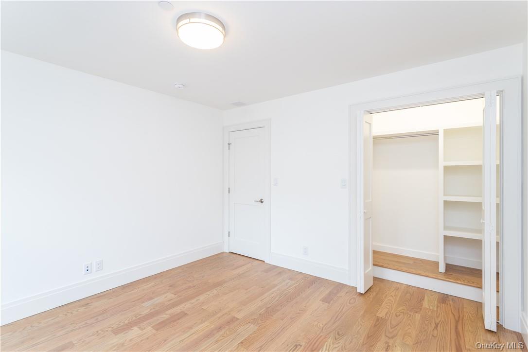 121 Fisher Avenue, Unit 5 photo 15
