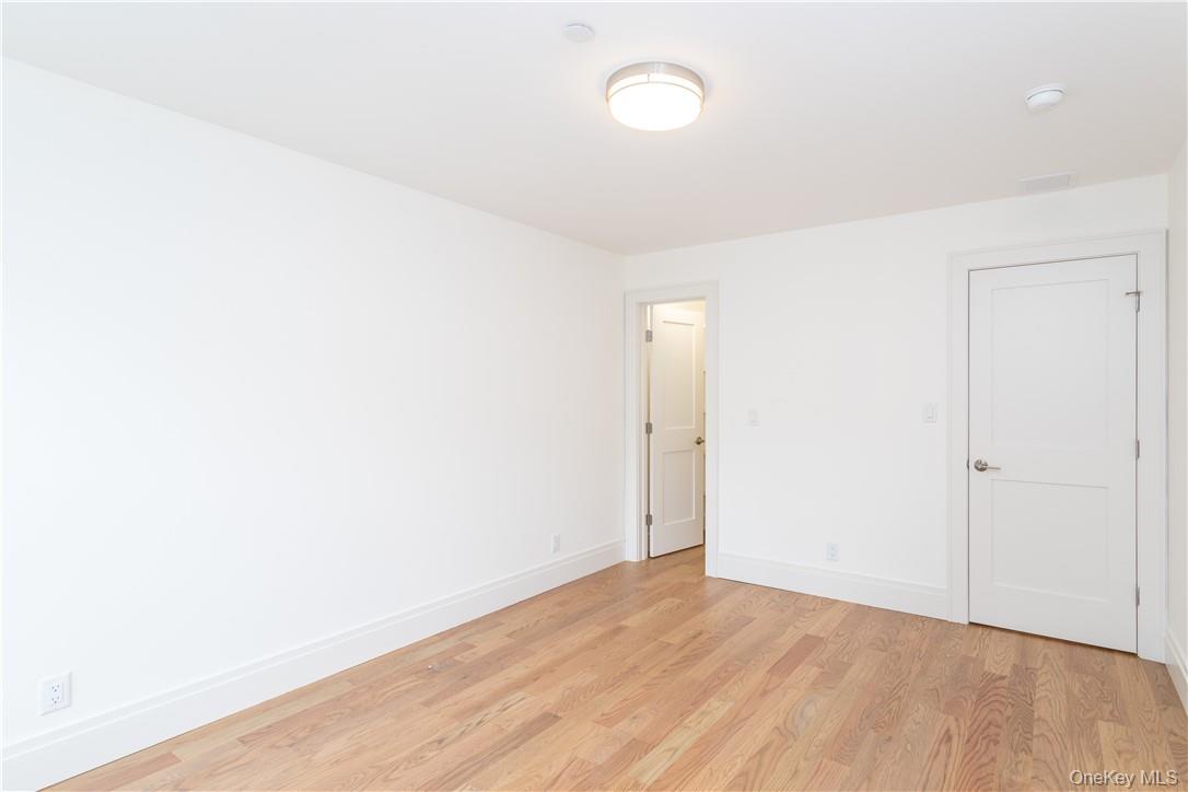 121 Fisher Avenue, Unit 5 photo 12