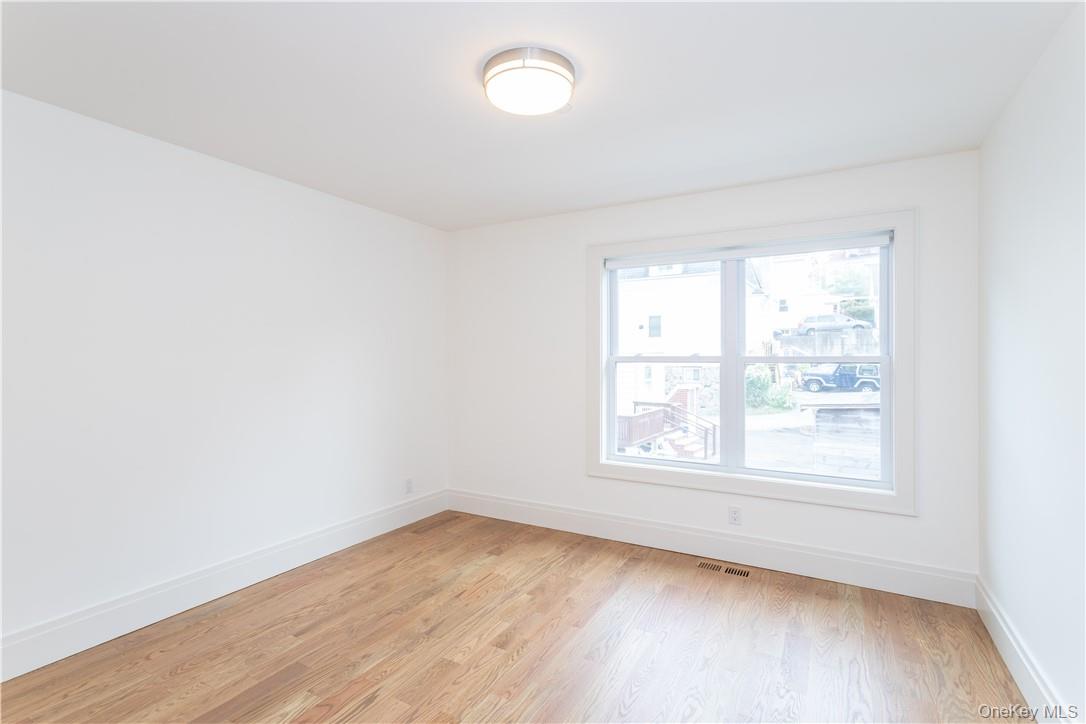 121 Fisher Avenue, Unit 5 photo 16