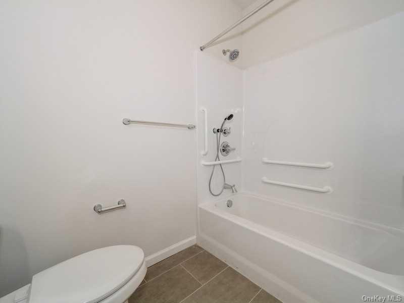 4 South Hills Way, Unit 9 photo 17