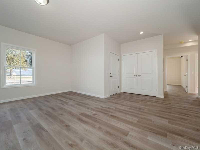 4 South Hills Way, Unit 9 photo 10