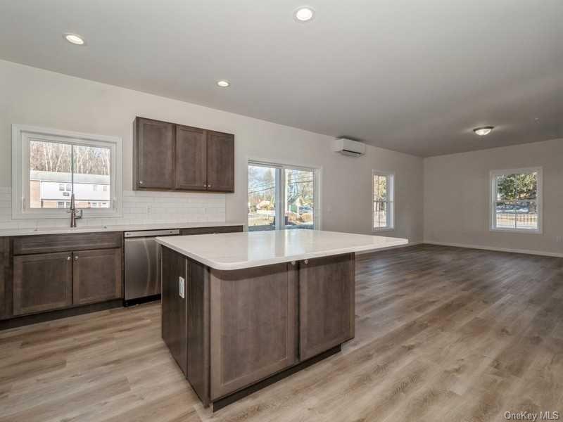 4 South Hills Way, Unit 9 photo 6