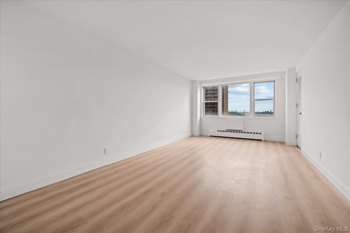 5800 Arlington Avenue, Unit 11T photo 8