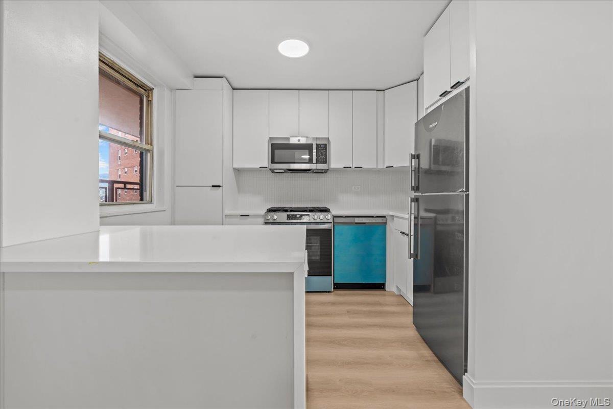 5800 Arlington Avenue, Unit 11T photo 4