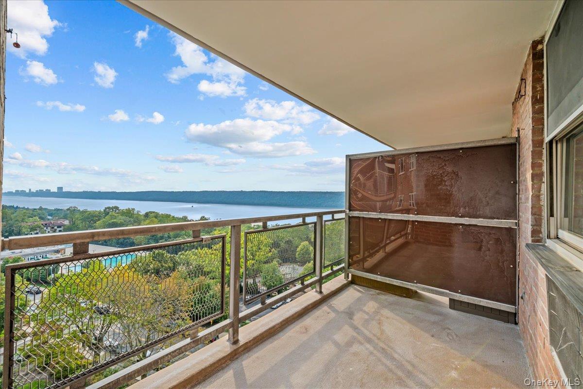 5800 Arlington Avenue, Unit 11T photo 11