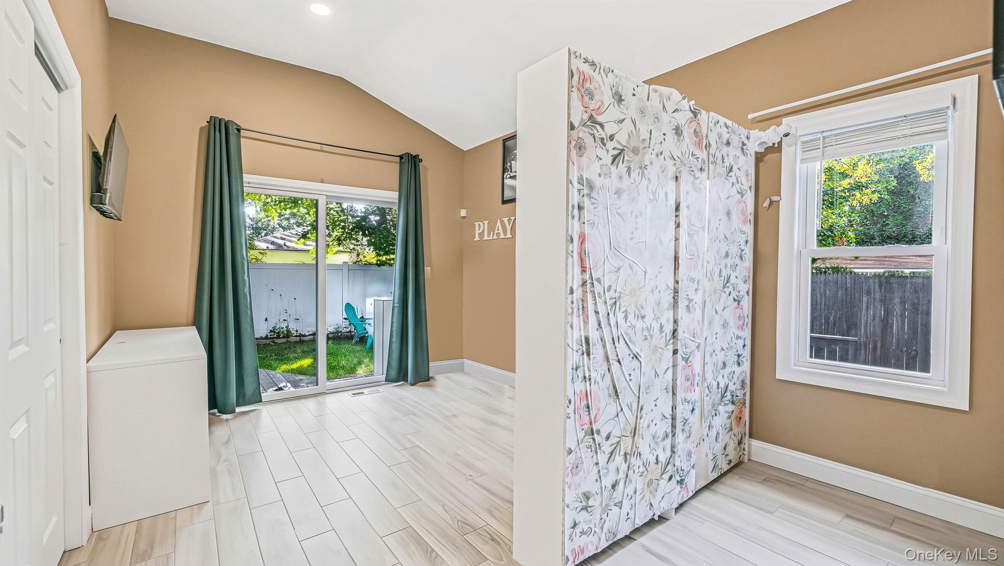 73 Lynbrook Drive – For Sale photo 25