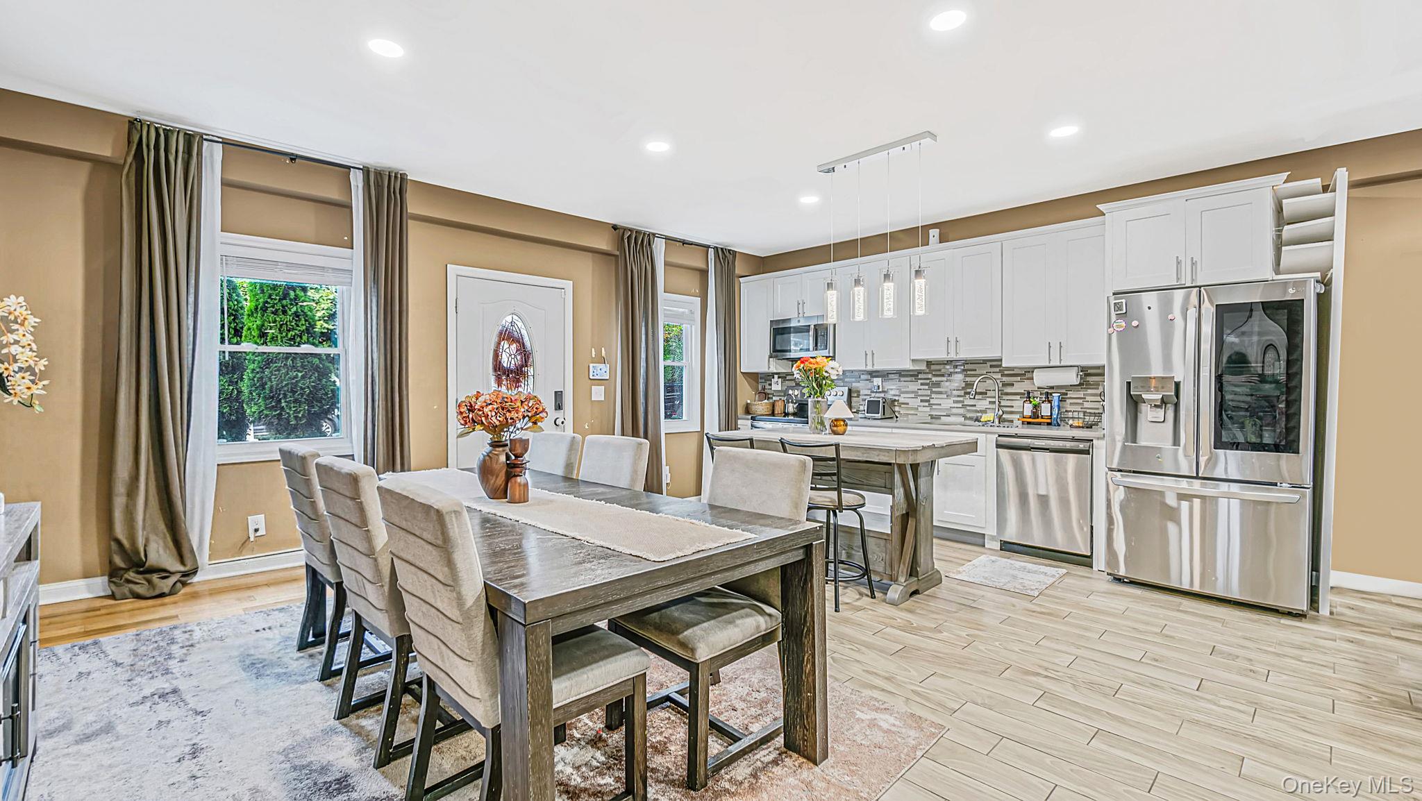 73 Lynbrook Drive – For Sale