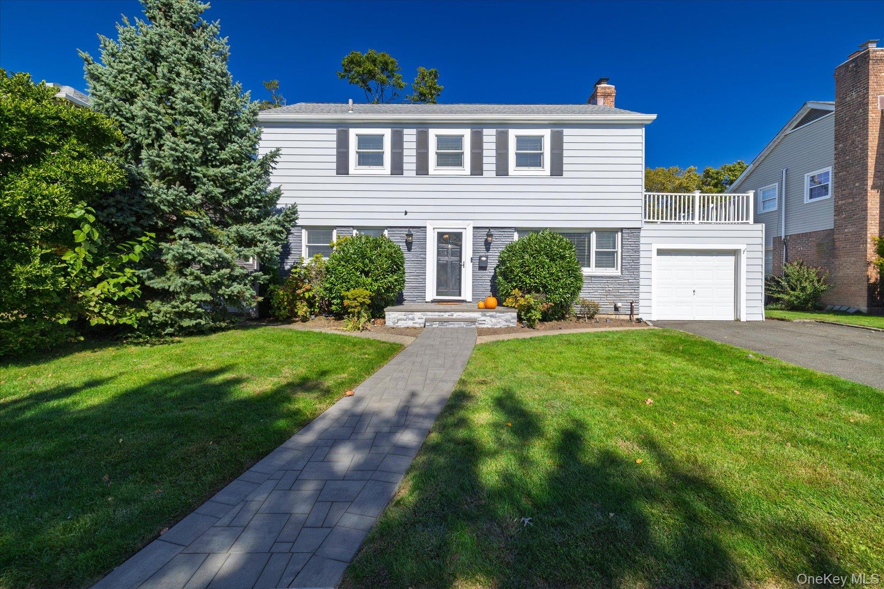 601 Lakeview Avenue Ave – For Sale