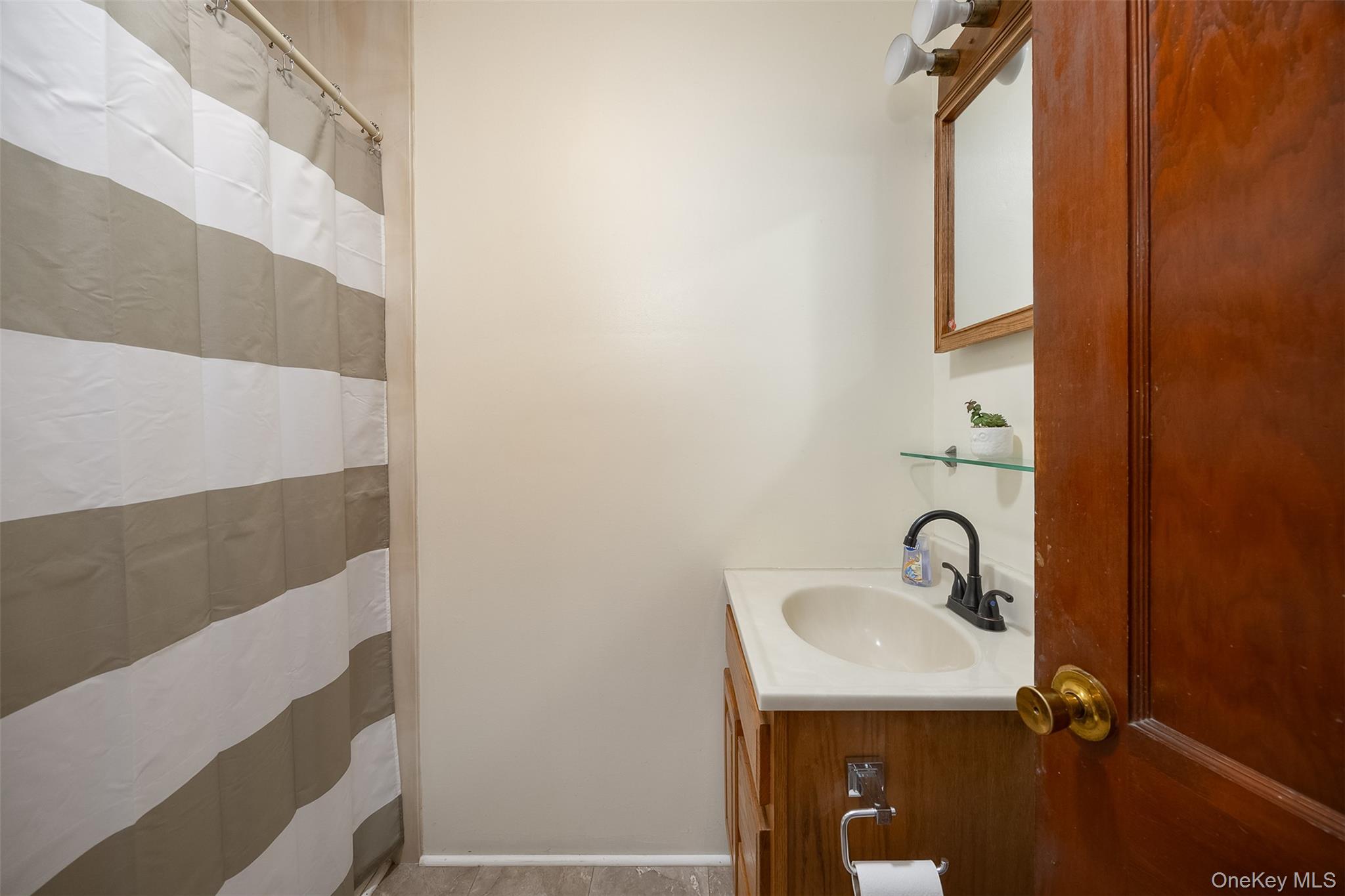 11 Bloomer Road – For Sale photo 13