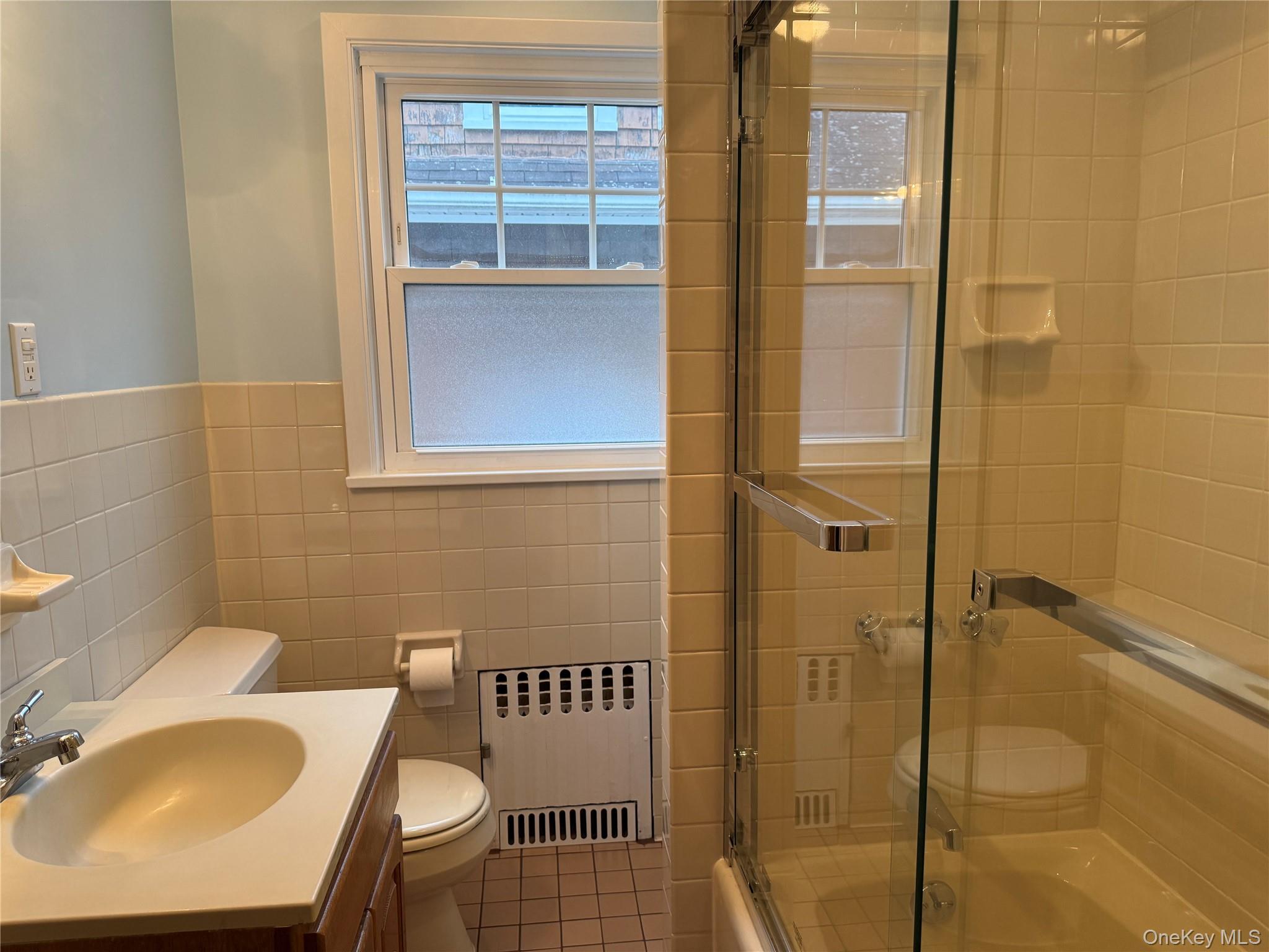 3821 218 St, Unit 2 floor photo 5