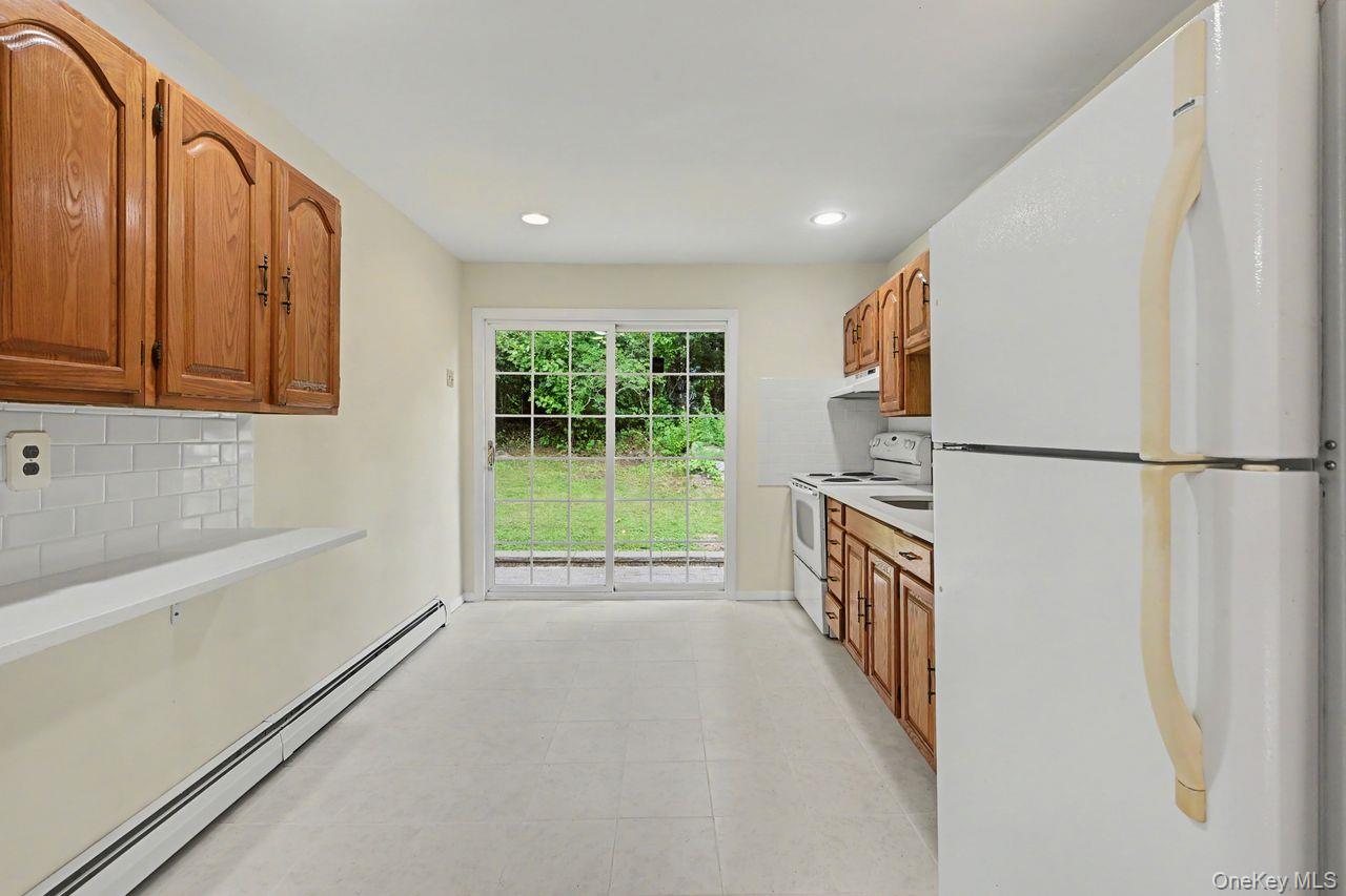 10 Palisades Road – For Sale photo 9