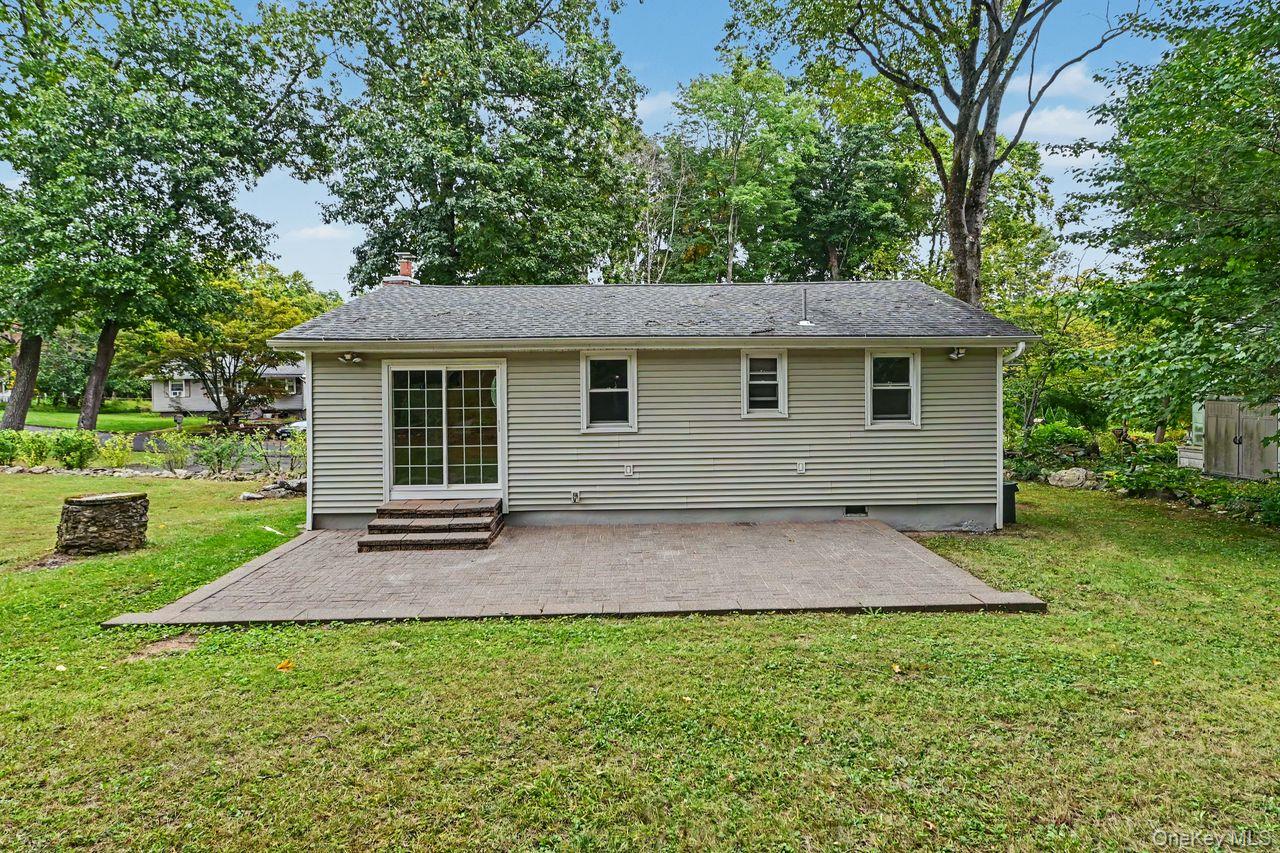 10 Palisades Road – For Sale photo 29