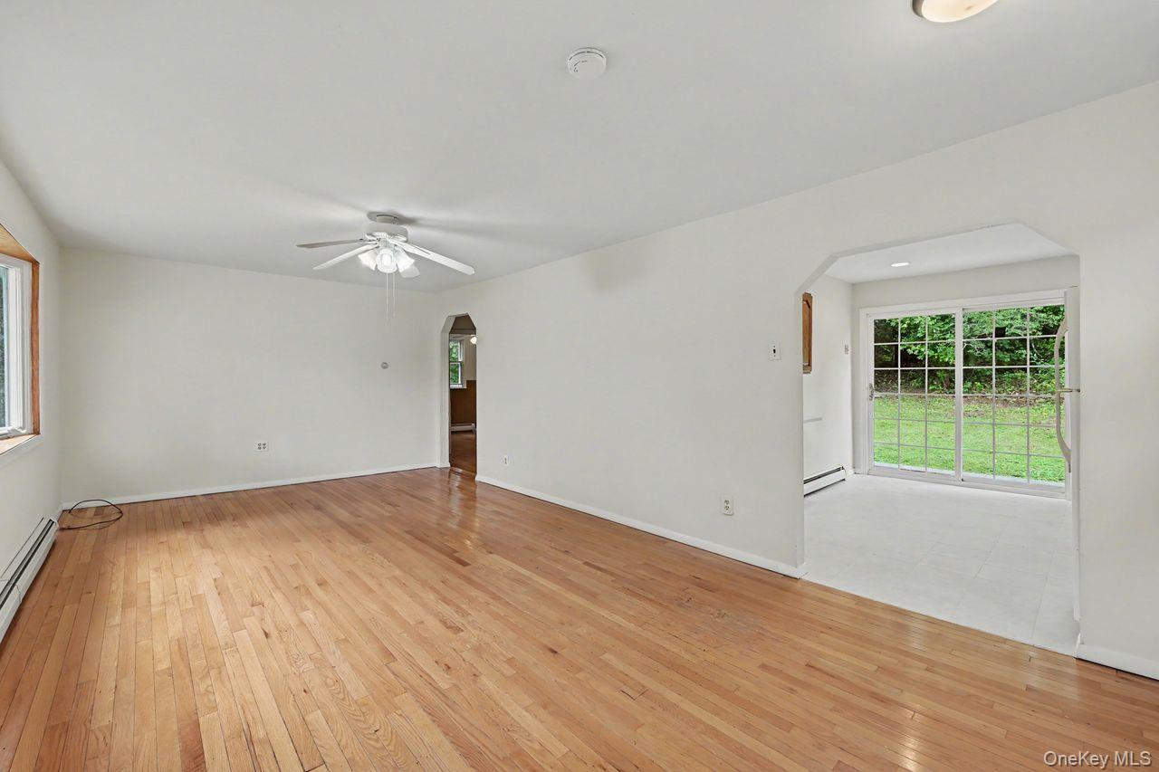 10 Palisades Road – For Sale photo 6