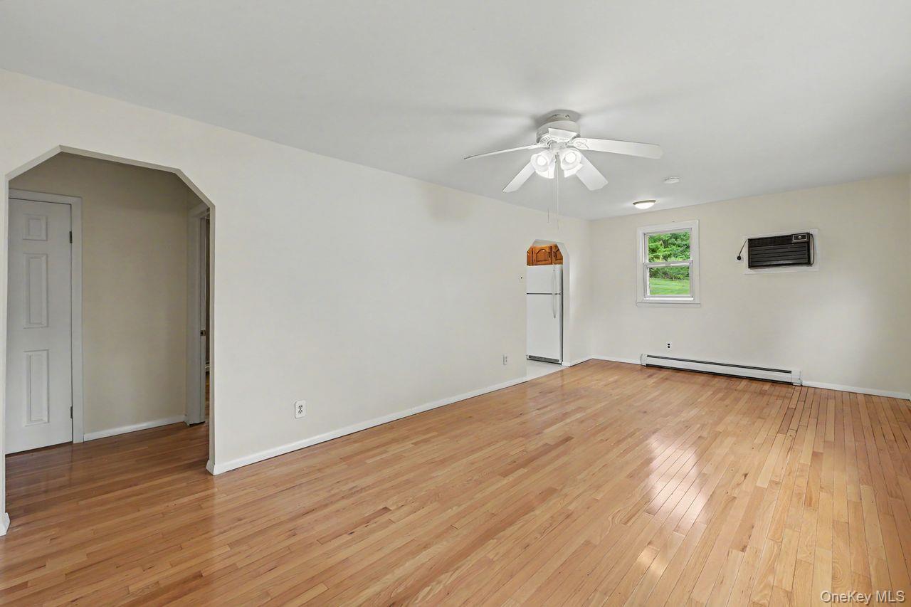 10 Palisades Road – For Sale photo 8