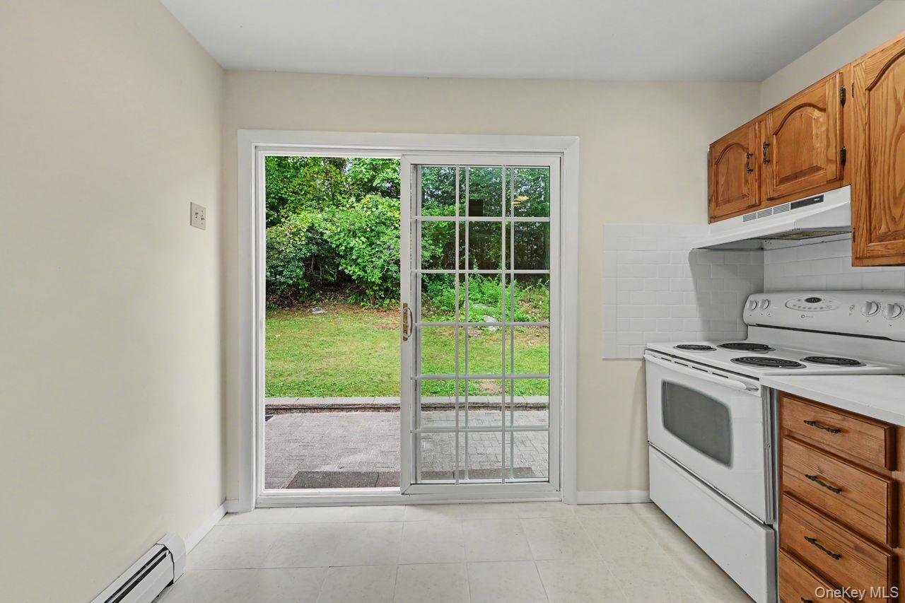 10 Palisades Road – For Sale photo 14