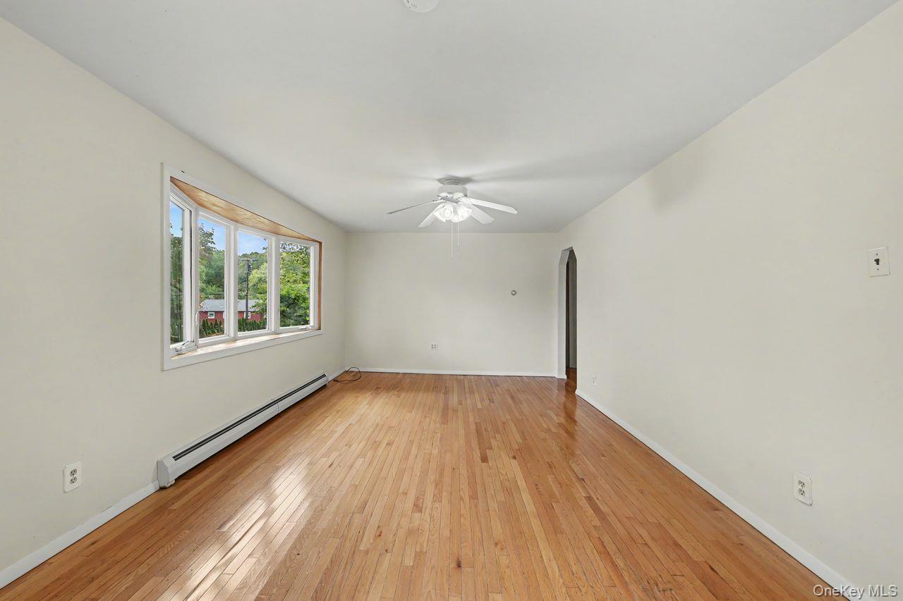 10 Palisades Road – For Sale photo 27