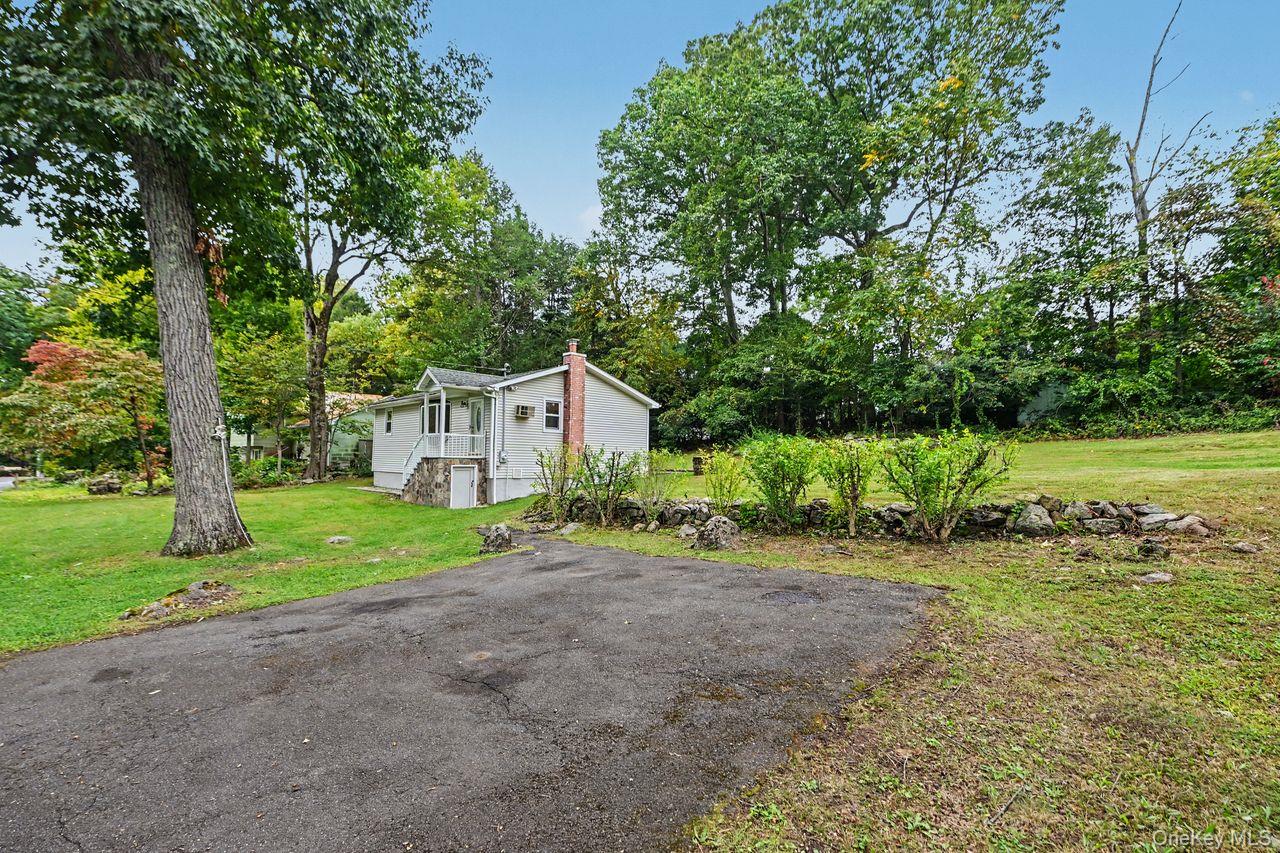 10 Palisades Road – For Sale photo 36