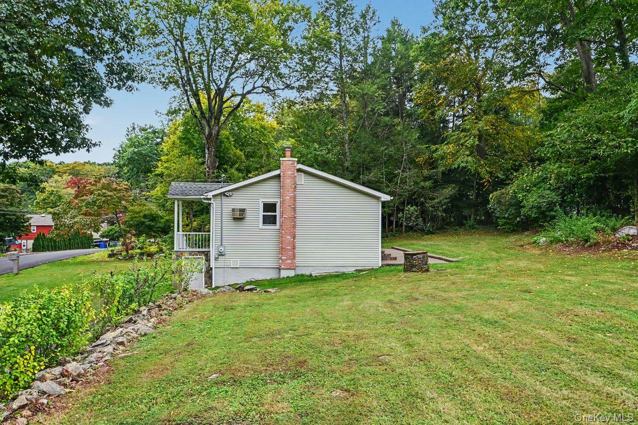 10 Palisades Road – For Sale photo 37