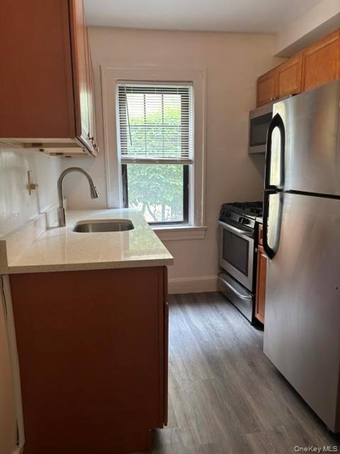 40 Oakwood Road, Unit 1S photo 3