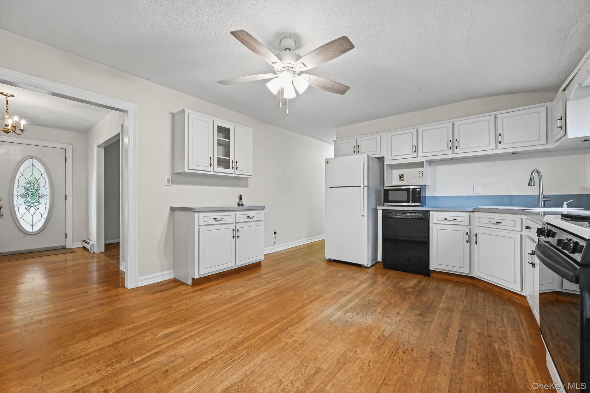 3 Alamo Drive – For Sale photo 11