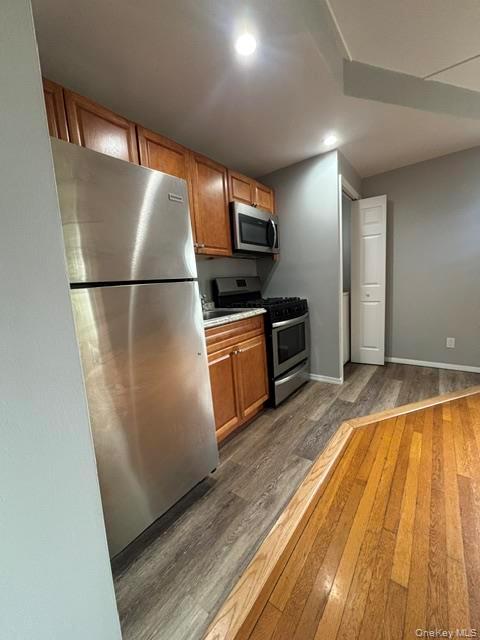 25 Knollwood Avenue, Unit Apt 5 photo 6