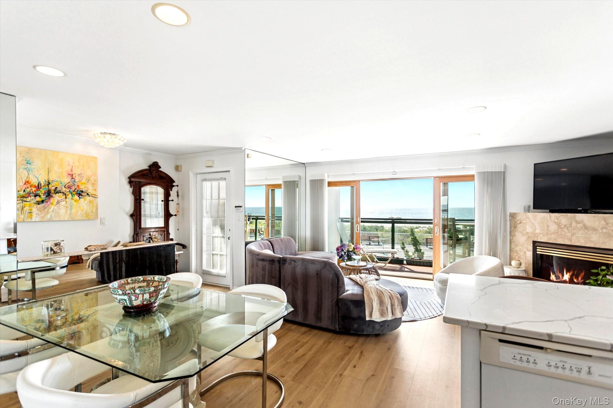 412 Oceanfront St – For Sale photo 3