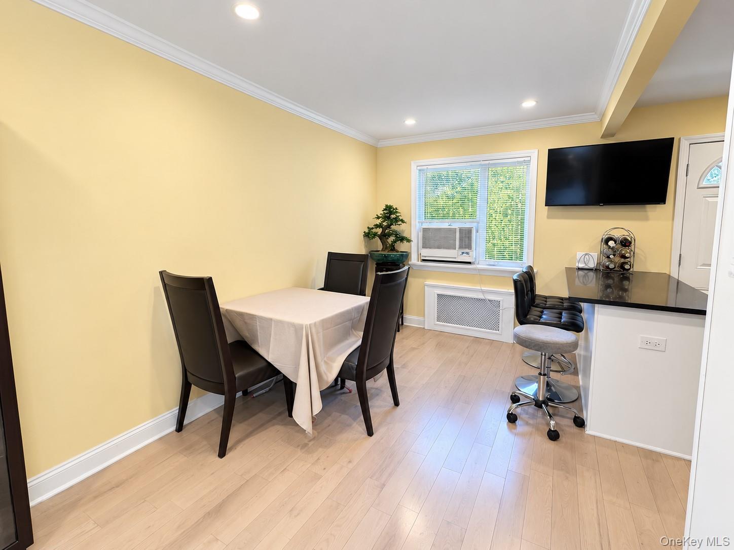 14-82 212 Street, Unit 122 photo 11