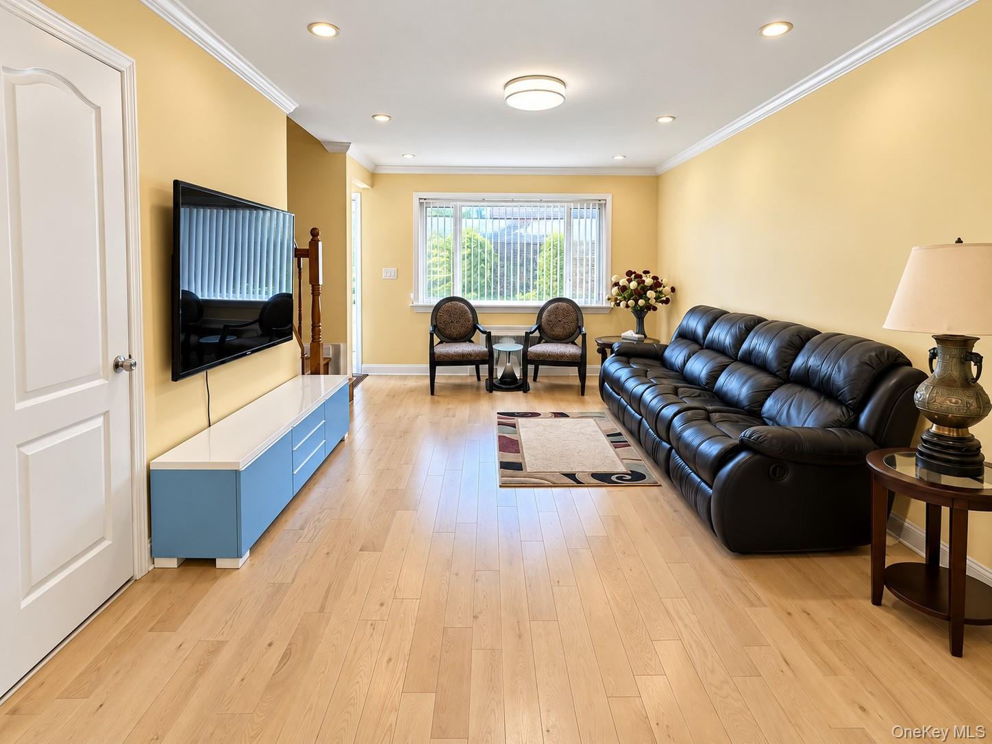 14-82 212 Street, Unit 122 photo 5
