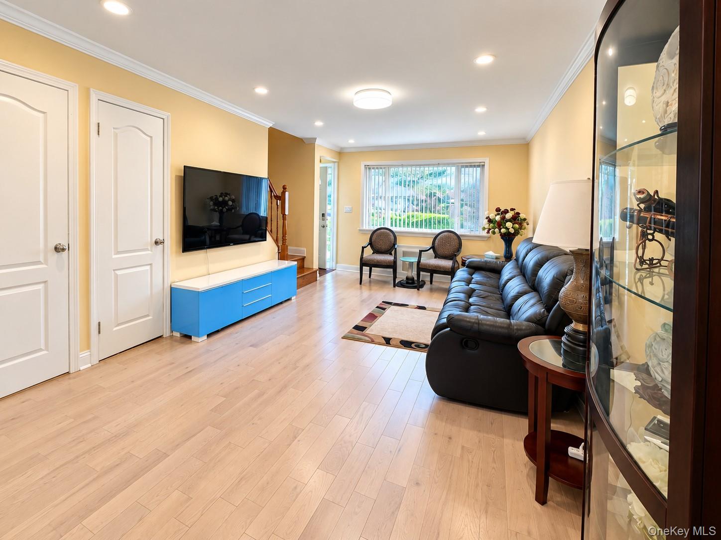 14-82 212 Street, Unit 122 photo 6
