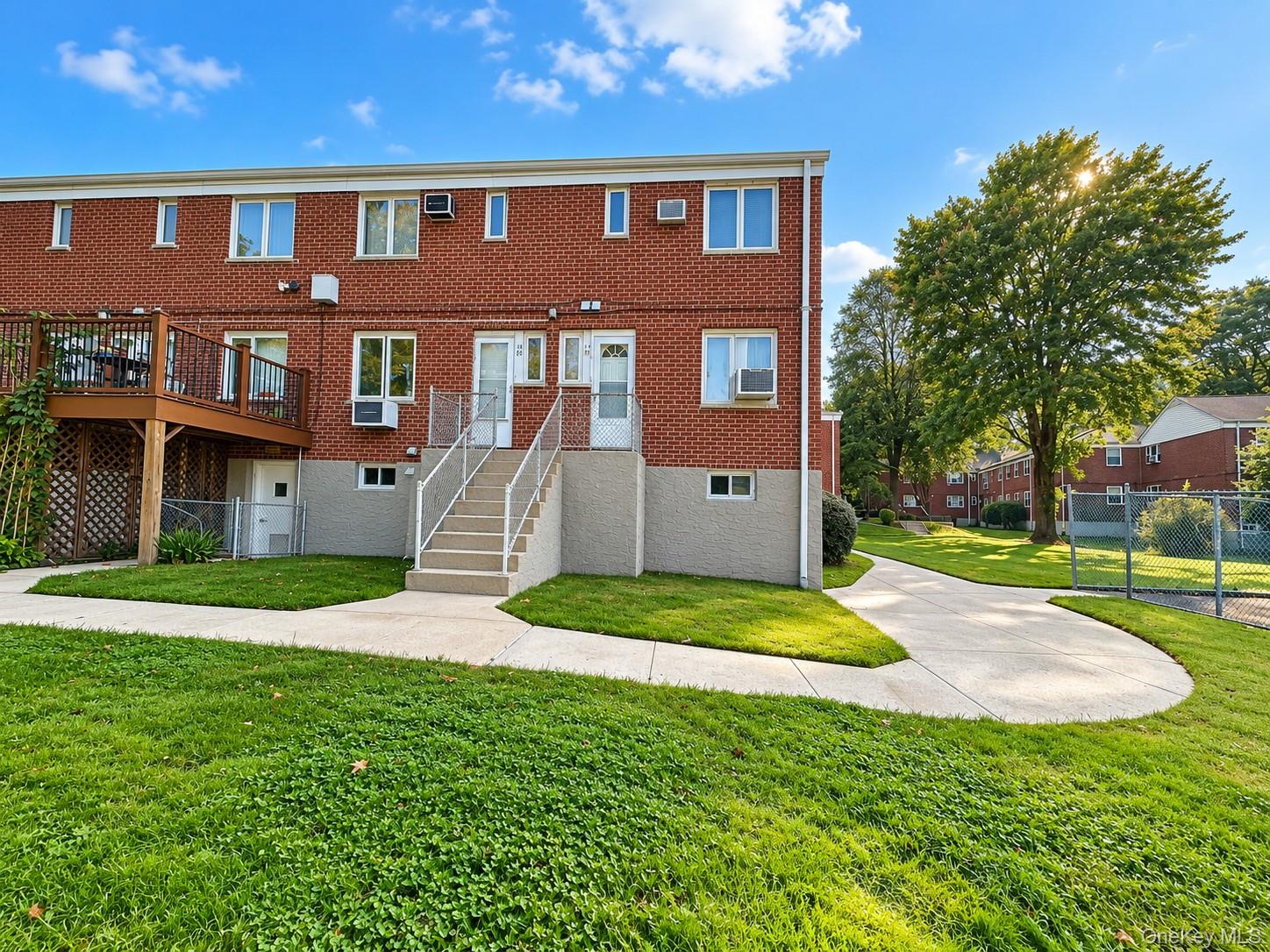 14-82 212 Street, Unit 122 photo 30