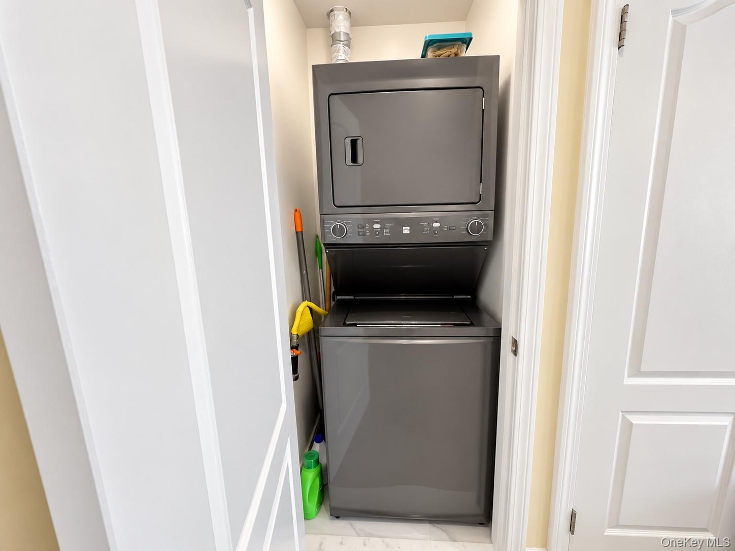 14-82 212 Street, Unit 122 photo 20