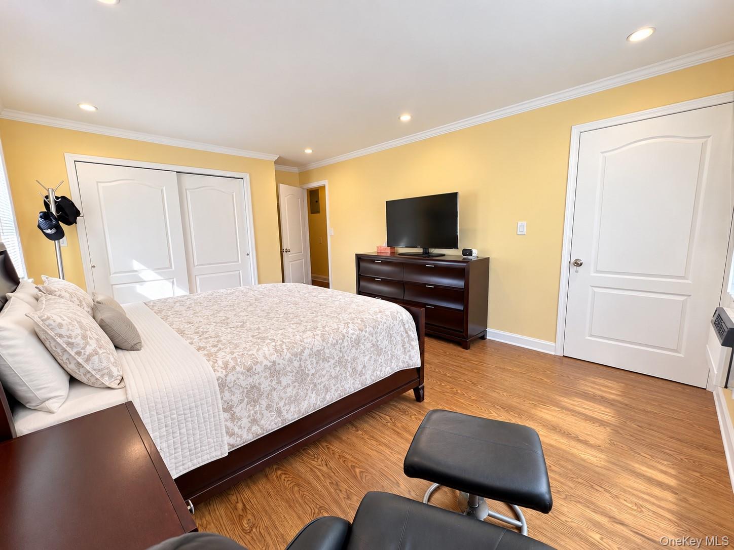 14-82 212 Street, Unit 122 photo 22