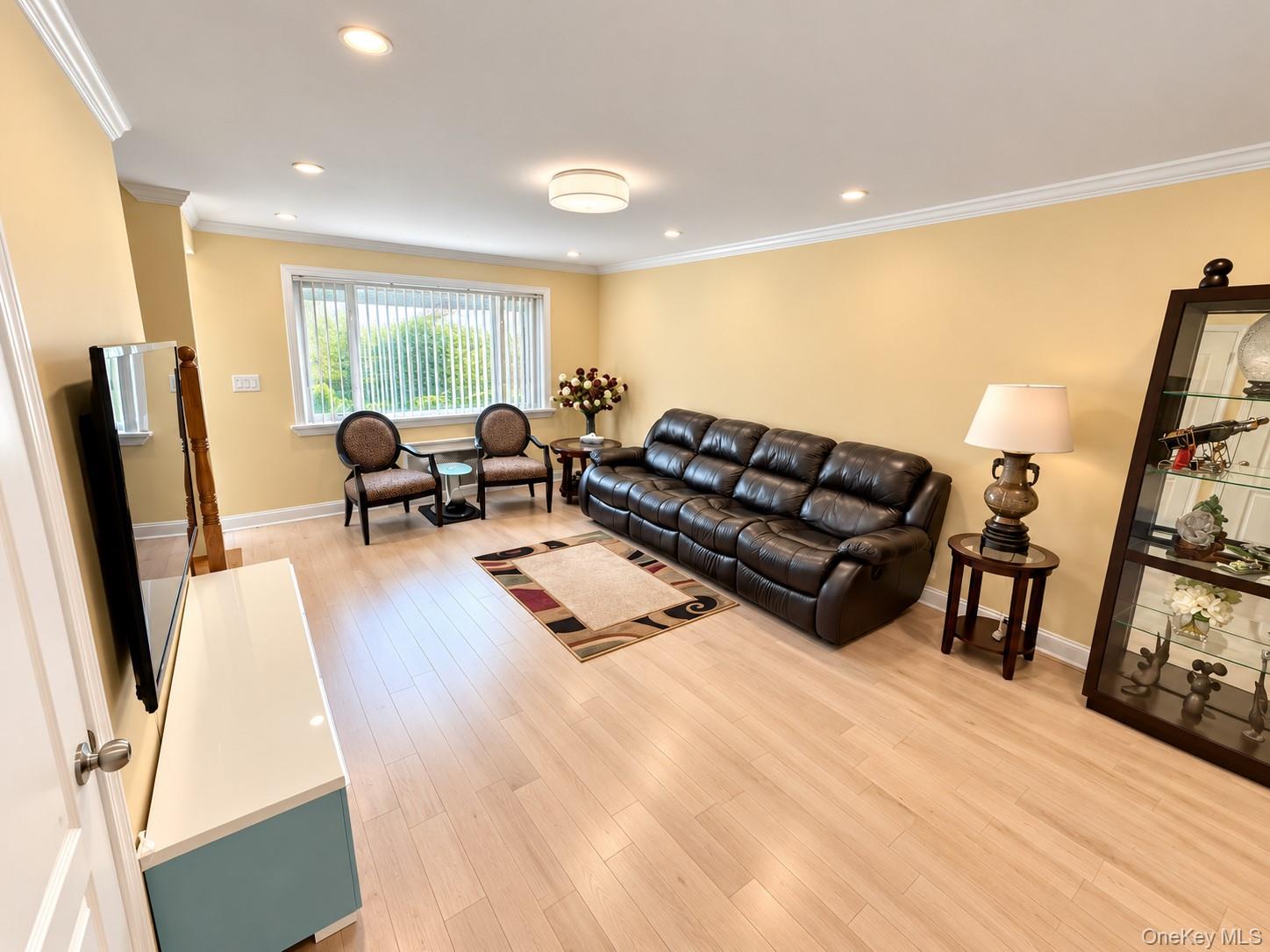 14-82 212 Street, Unit 122 photo 7