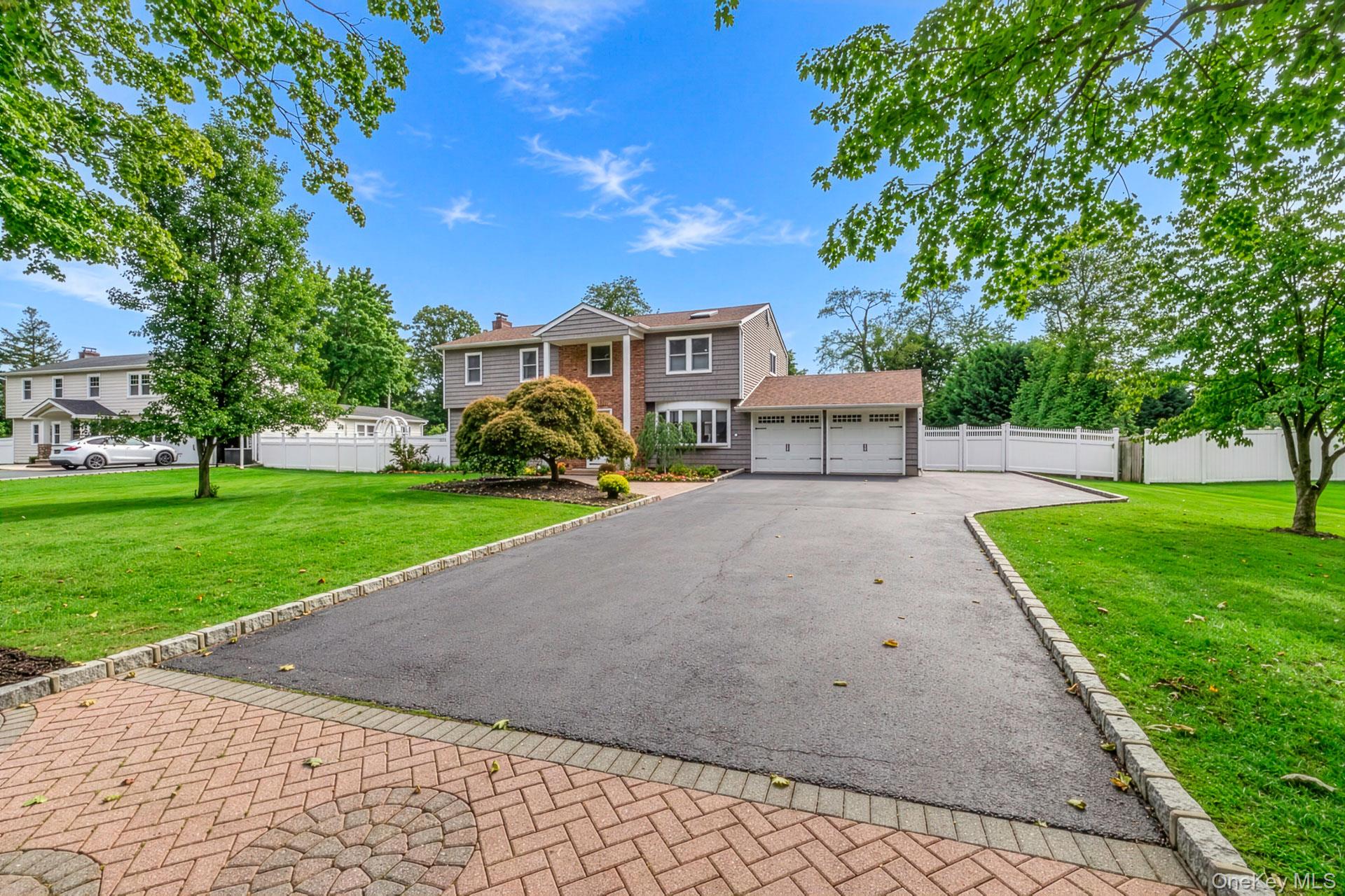 24 Frank Street – For Sale