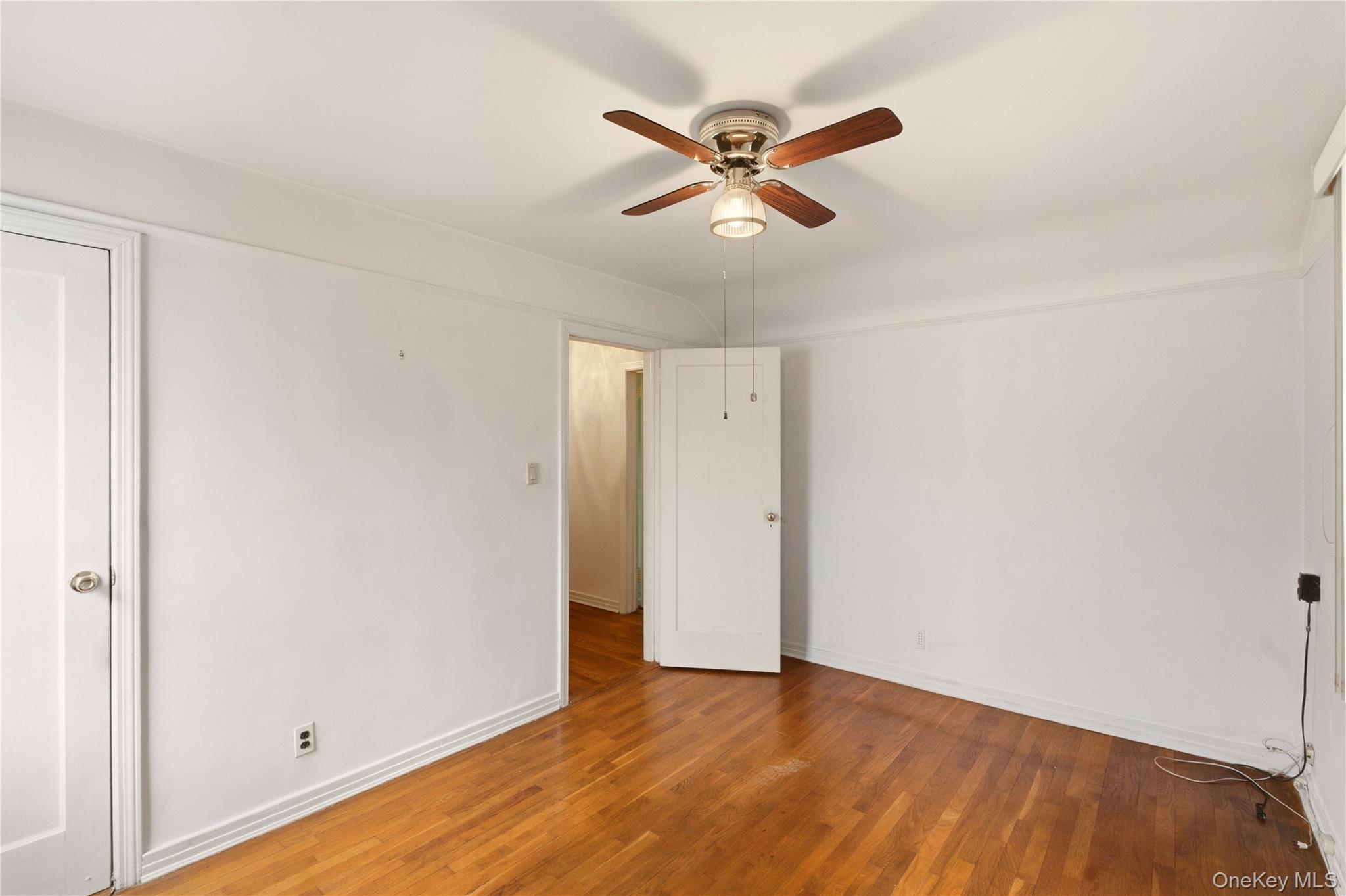 163-68 25th Avenue – For Sale photo 15
