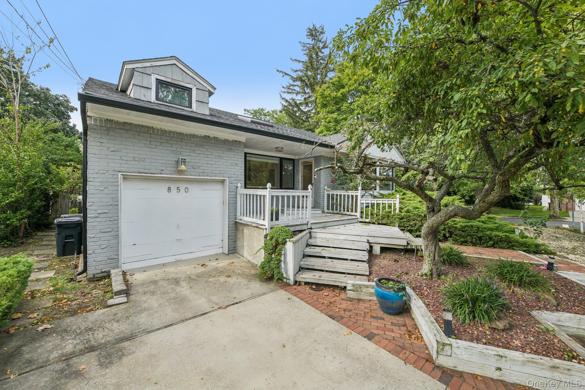 850 Oliver Street – For Sale photo 4