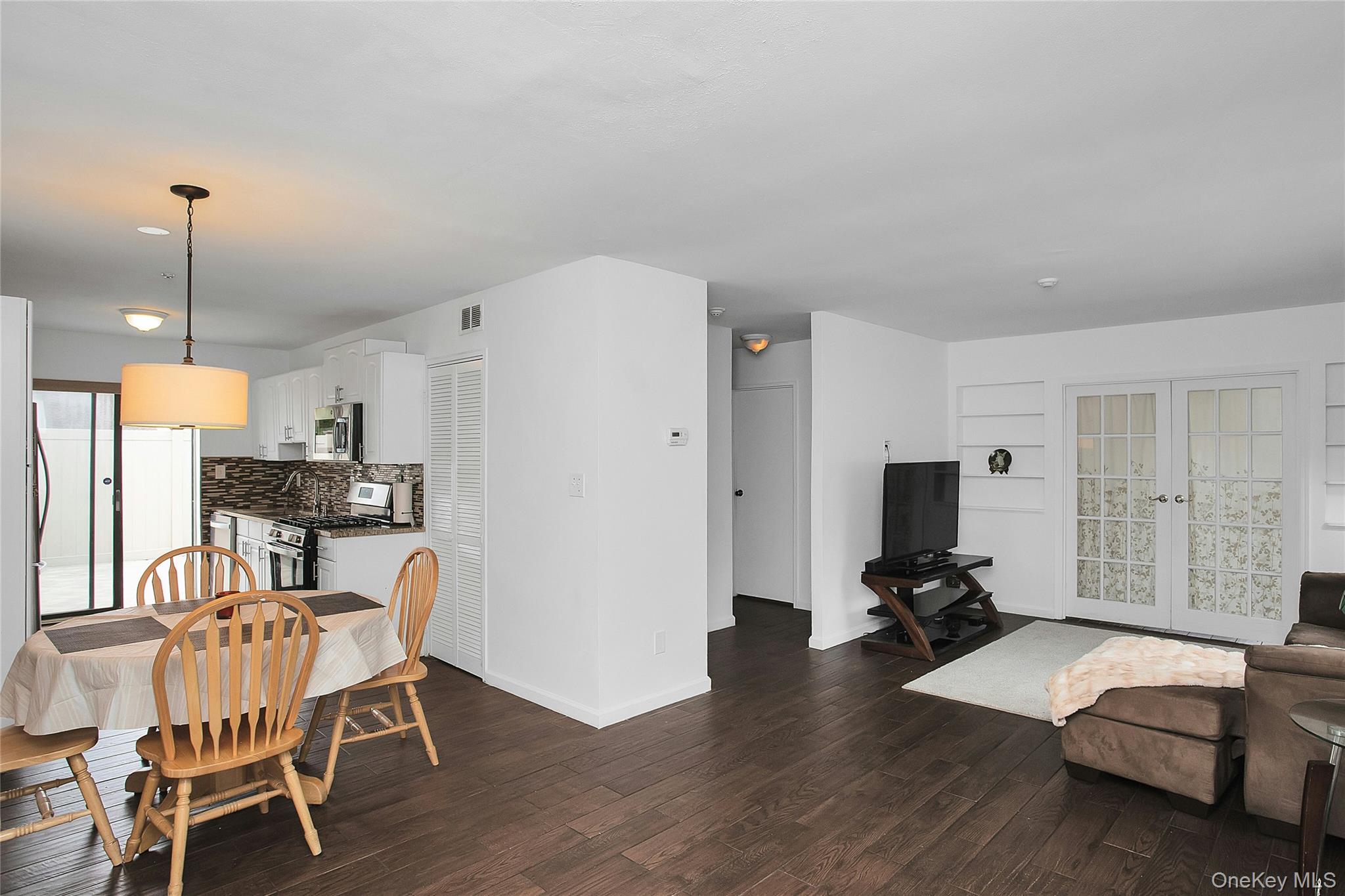 94 Gauguin Court, Unit 94 photo 2