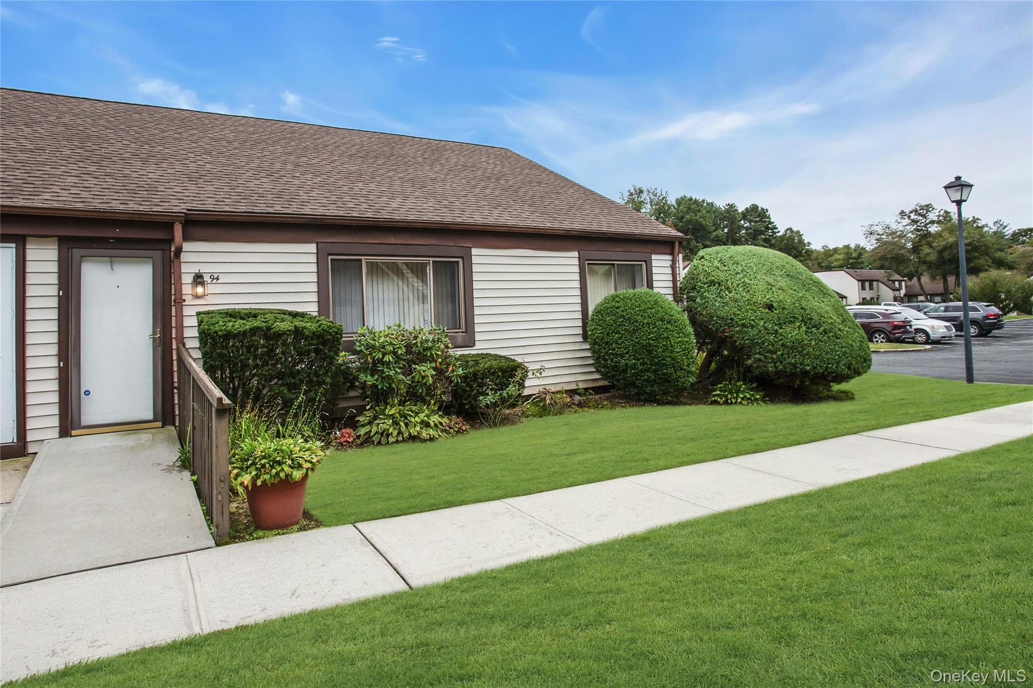 94 Gauguin Court, Unit 94