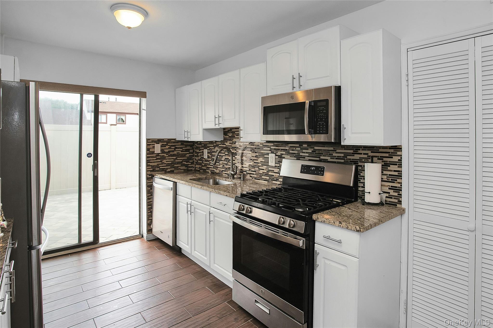 94 Gauguin Court, Unit 94 photo 3