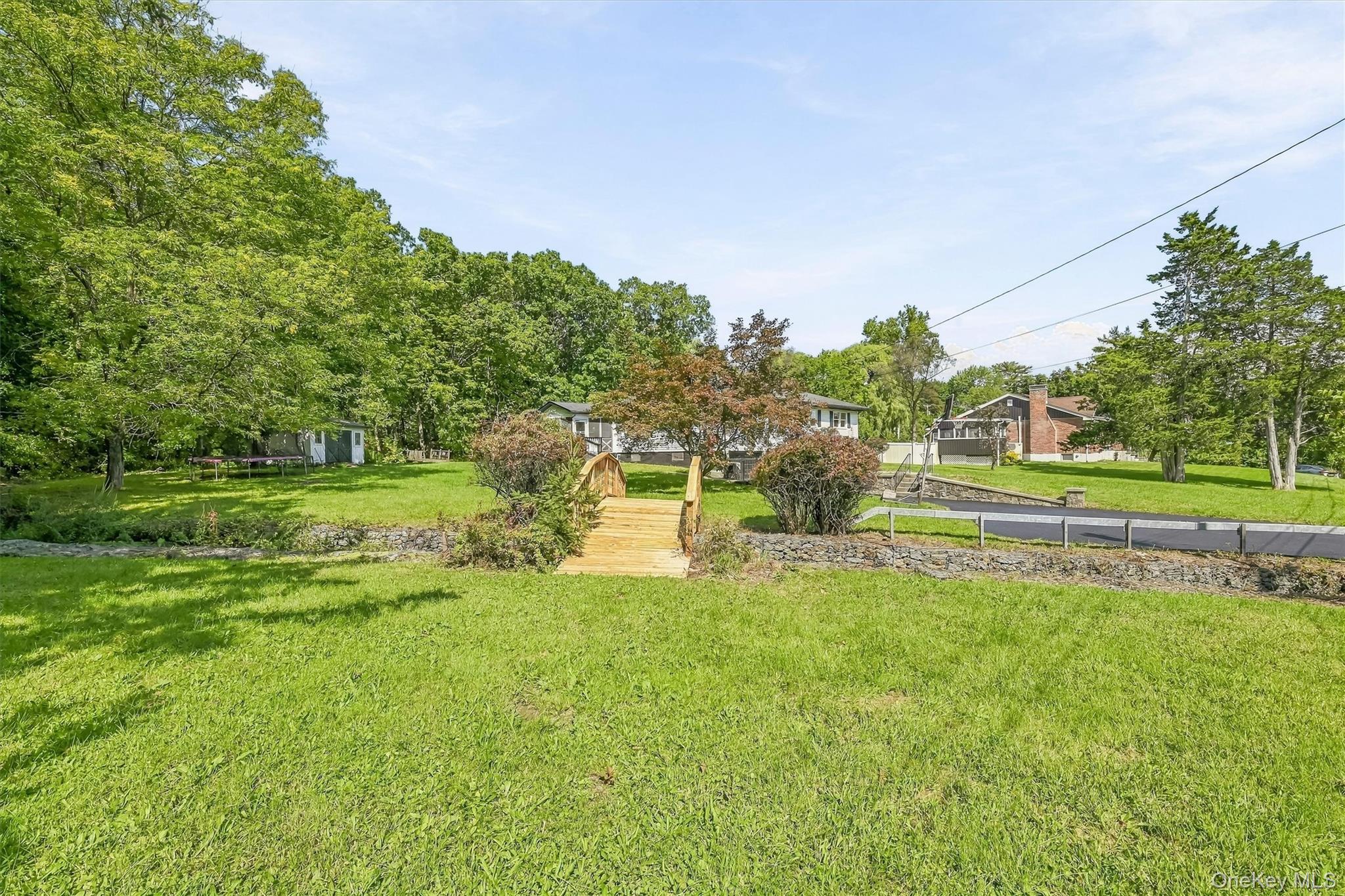 6 Lannis Avenue – For Sale photo 24