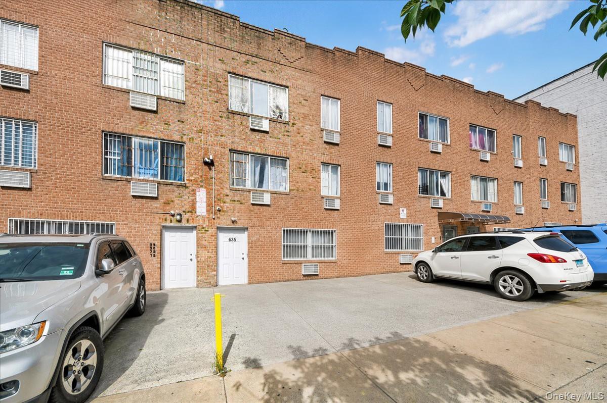 635 Coster Street – For Sale photo 12
